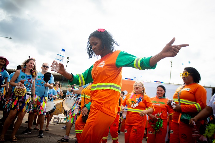 Bloco Vassourinhas de Brasília celebra o frevo, a cultura popular e o respeito às mulheres no Carnaval 2026